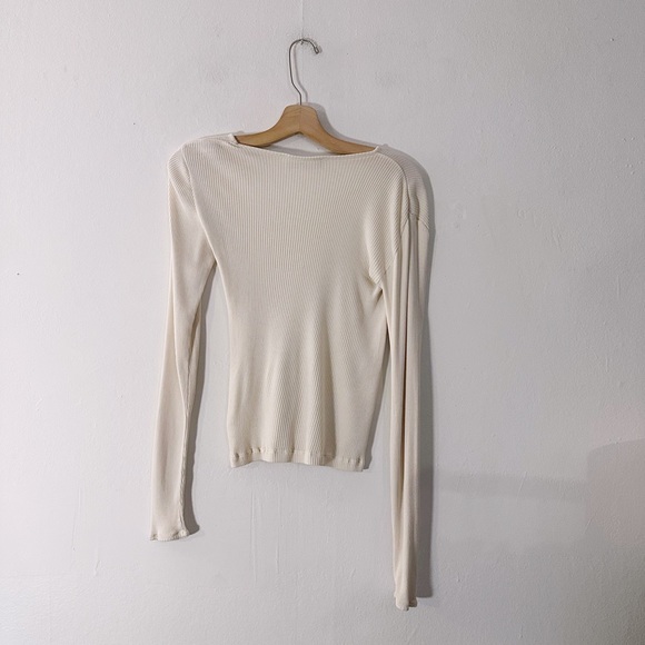 OperaSPORT Eve Seamless Top Asymmetrical Long Sleeve Ivory Cream - Picture 4 of 5